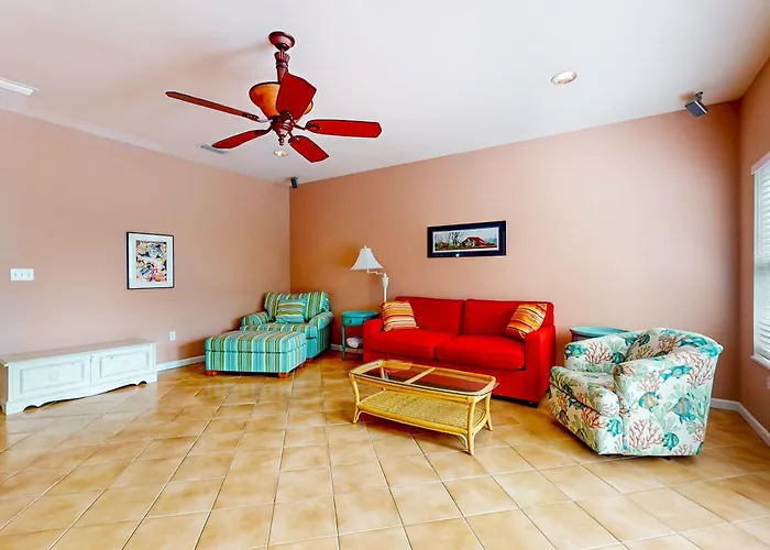 Sunny Coastal Hideaway With Patio Large Deck W&d & Ac Gulf Shores